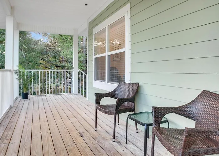 Apartment Laguna Breeze Unit C *