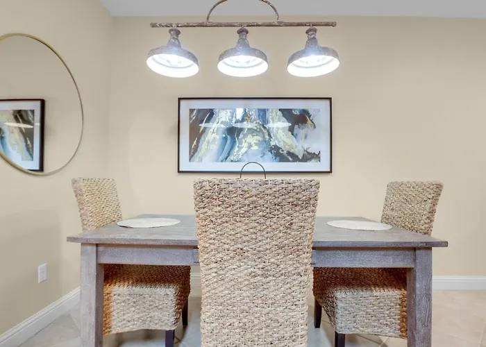 Apartment Laguna Breeze Unit C