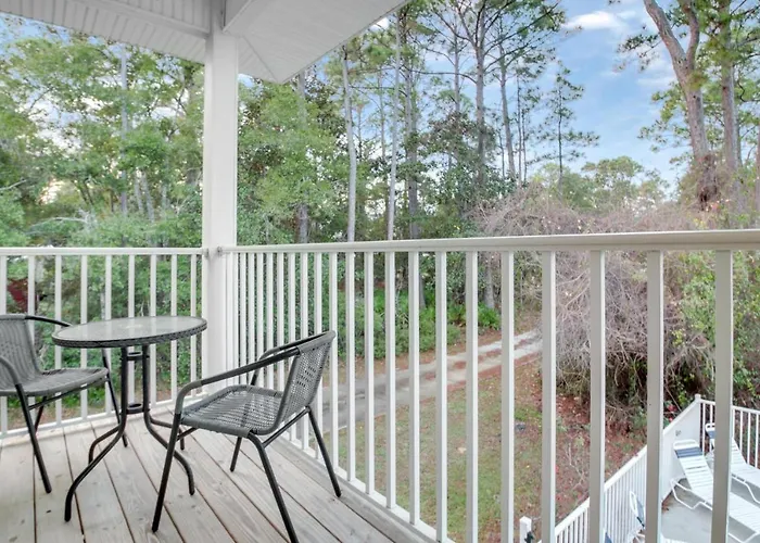 Laguna Breeze Unit C Apartment *