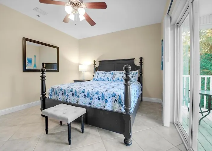 Laguna Breeze Unit C *